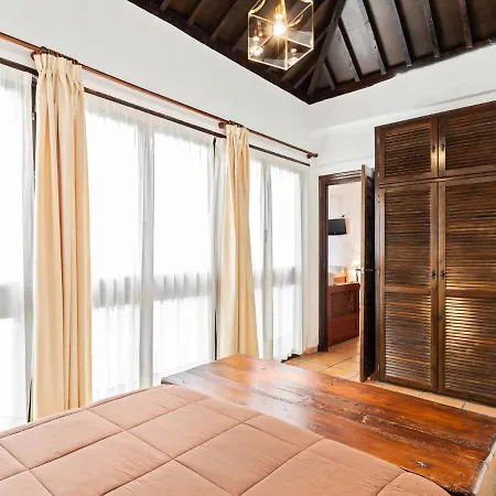 Budget In With Balcony Close To Ski Area גרנדה