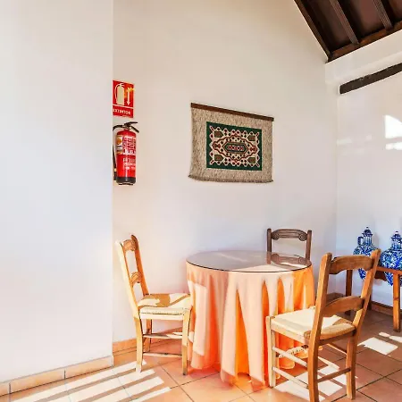 Budget In With Balcony Close To Ski Area גרנדה